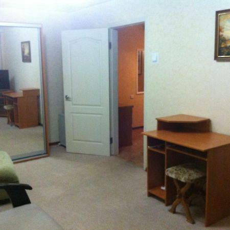 Apartments On Nauky Avenue 39 Kharkiv Bagian luar foto